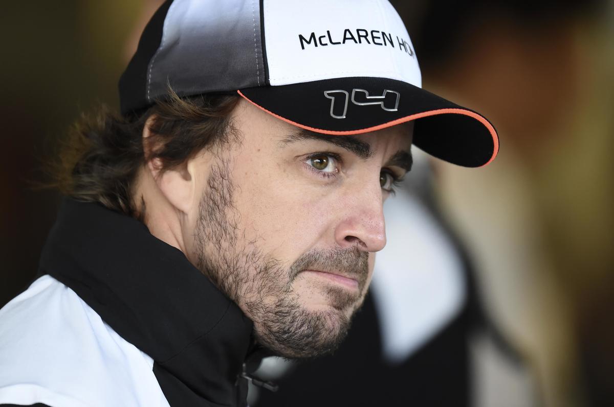 F1, Alonso è già arrivato a Shanghai