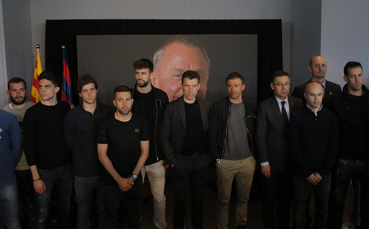 Cruyff, l'ultimo saluto di Luis Enrique e del Barcellona