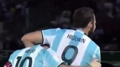 Higuain, sombrero e assist: che giocata in Argentina-Bolivia!