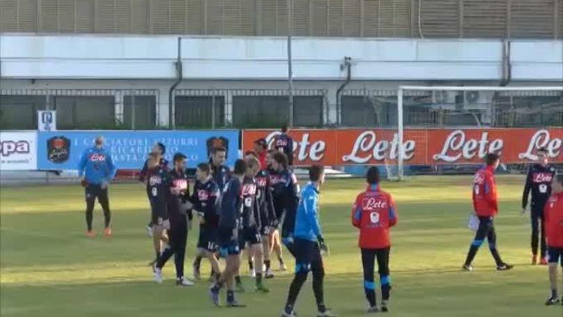 Napoli, guerra totale a Mediaset