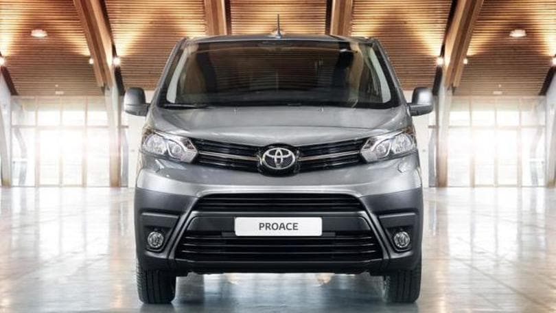 Toyota Proace Van: foto