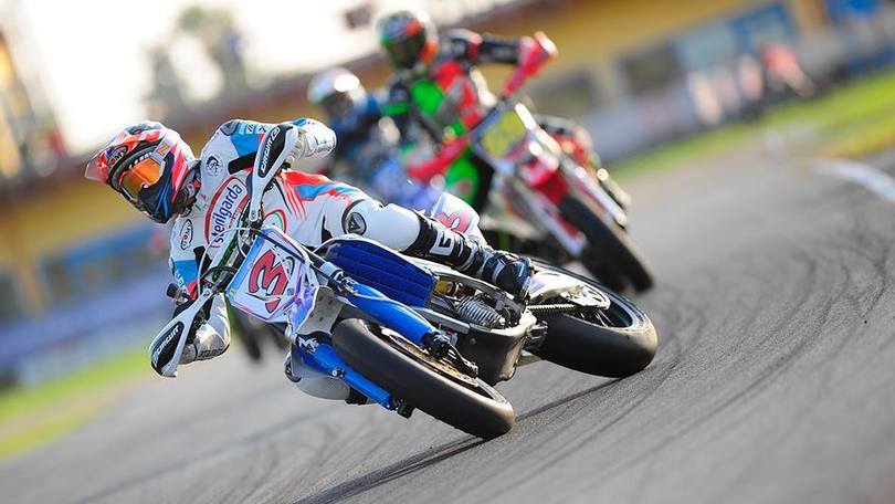 Supermoto a Viterbo con Max Biaggi