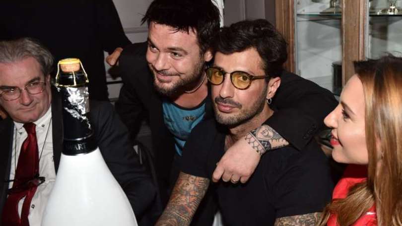 Fabrizio Corona è tornato: party esagerato per i 42 anni