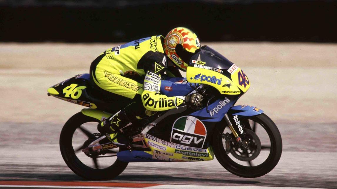 Rossi, 20 anni di gare e una vita da “mito"