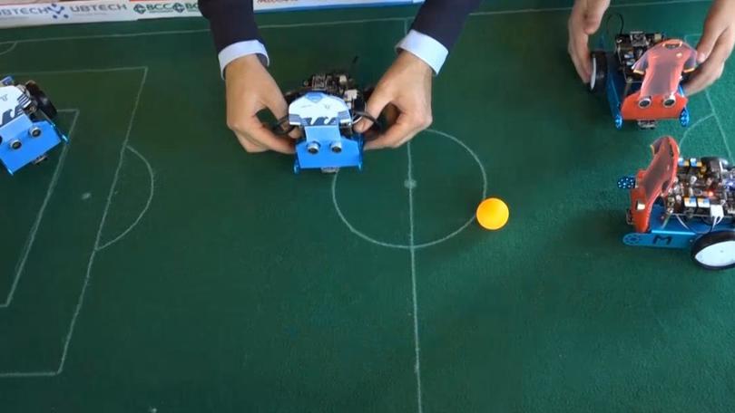 Lazio-Roma, il robot-derby finisce in parità