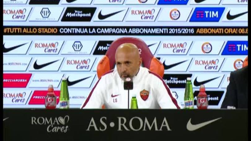 Spalletti: "Totti per le giocate che fa meriterebbe 5-6 anni di contratto"