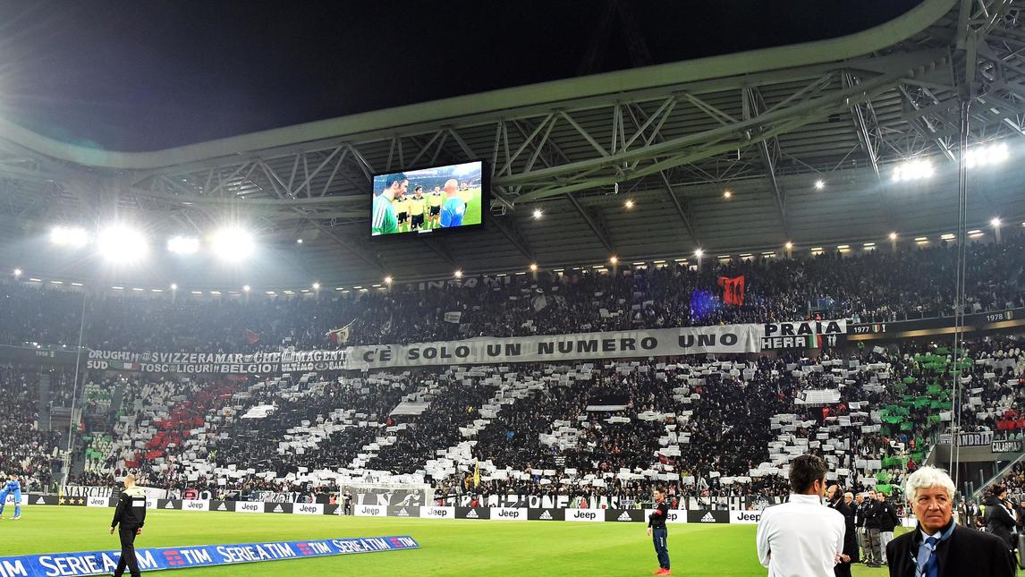 Juventus-Empoli, lo Stadium festeggia il record di Buffon
