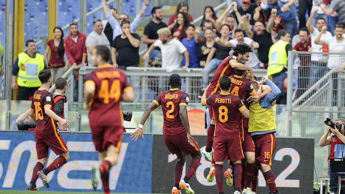Lazio-Roma 1-4: i giallorossi trionfano, che poker all'Olimpico