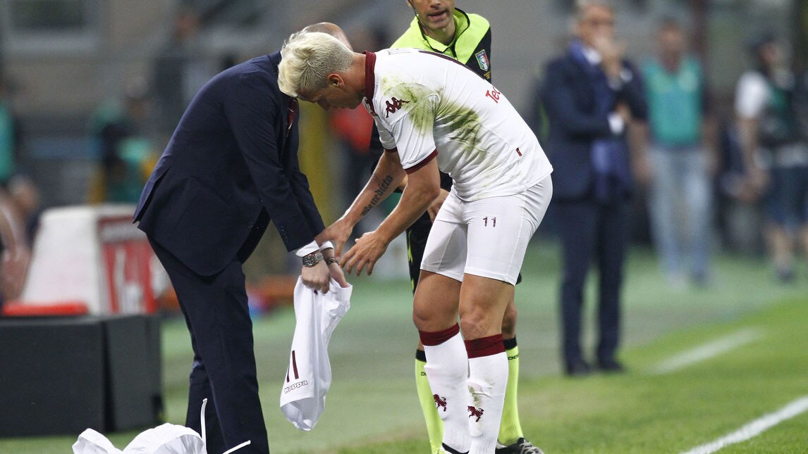 Inter-Torino: Maxi Lopez, spogliarello a bordocampo