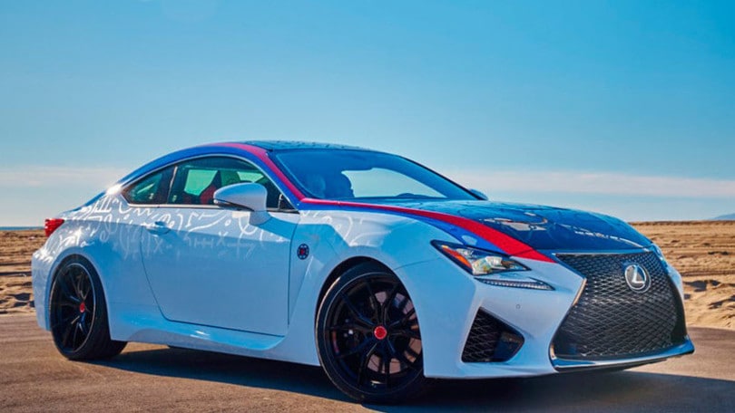 Lexus va a canestro con la RC-F dei Clippers