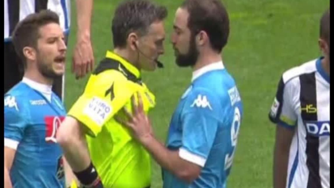 Clamoroso: Higuain 4 giornate di squalifica!