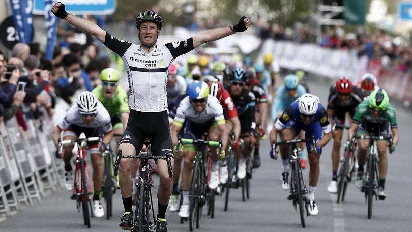 Ciclismo, Giro dei Paesi Baschi: a Cummings la terza tappa