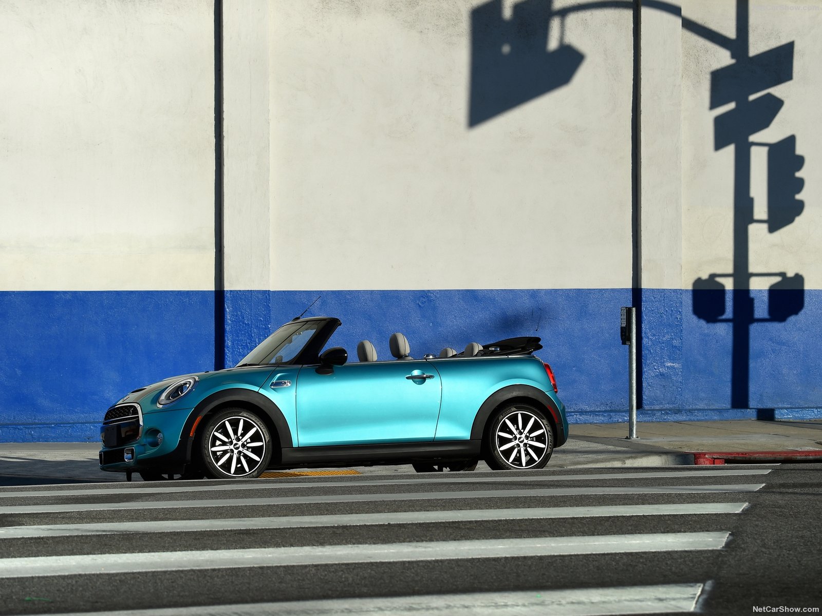 Mini Cabrio Cooper S: a cielo aperto