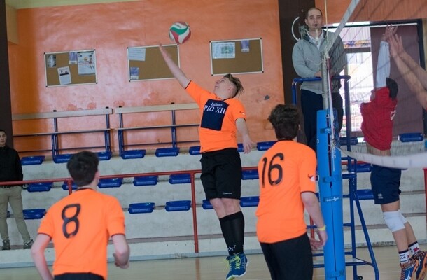 Volley: Volley Scuola, Via Salvini batte il Dante Alighieri nel big match