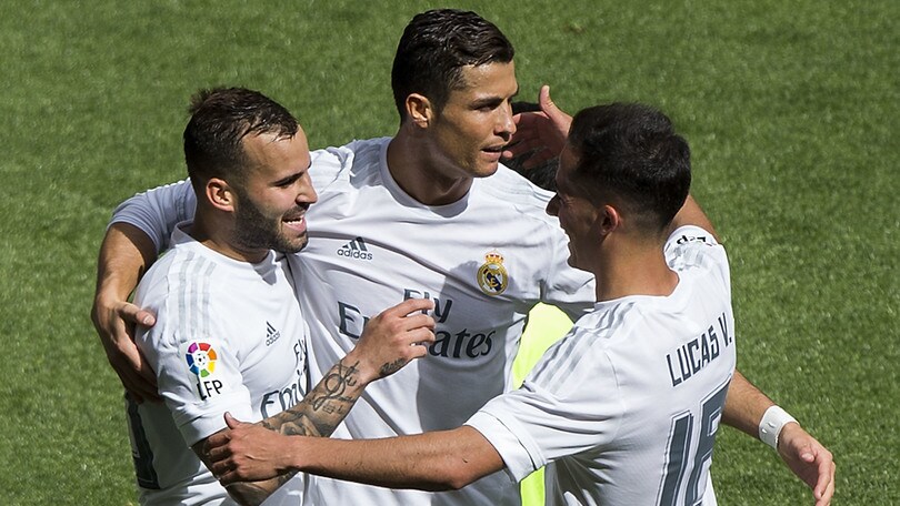 Liga, Real Madrid show e Cristiano Ronaldo aggancia Higuain