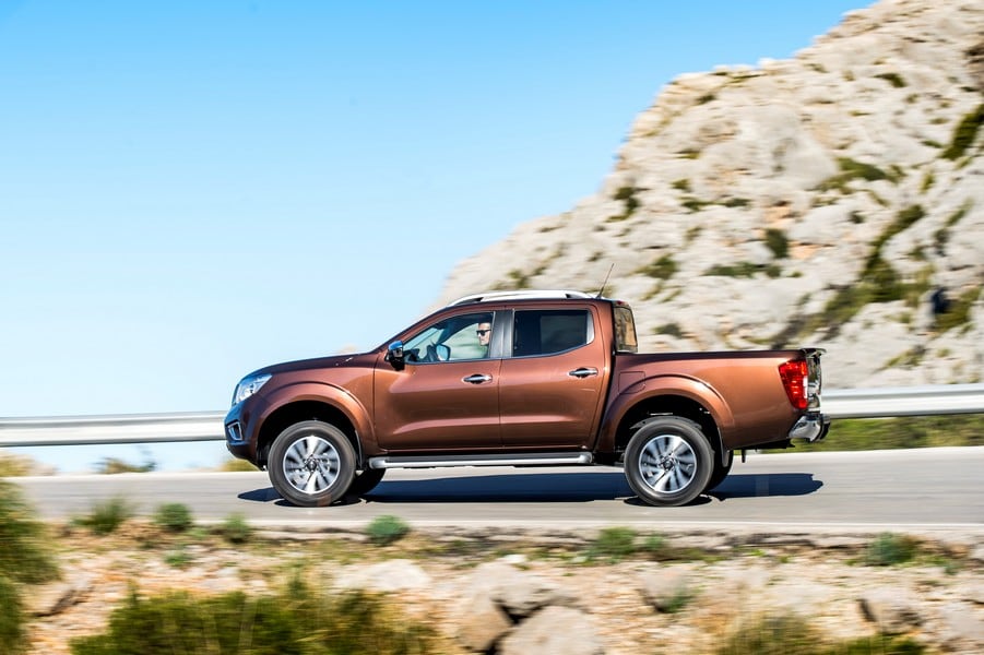 Nuova Nissan Navara, foto e prezzi del pick-up
