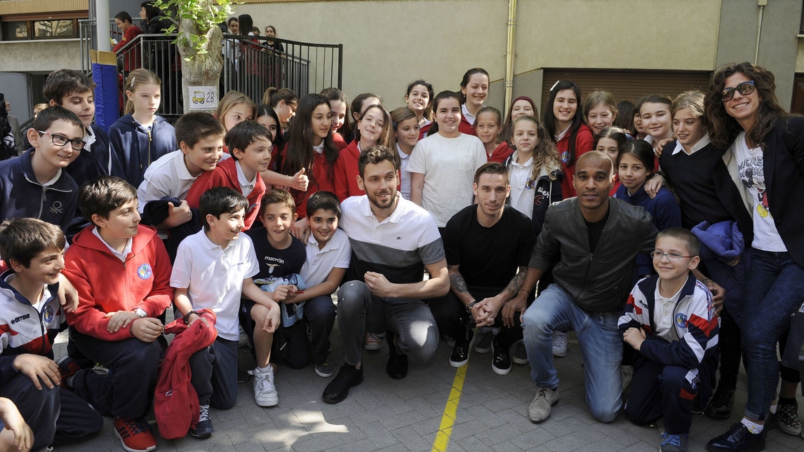 La Lazio nelle scuole: Biglia, Konko e Berisha all'Istituto Maria Ausiliatrice