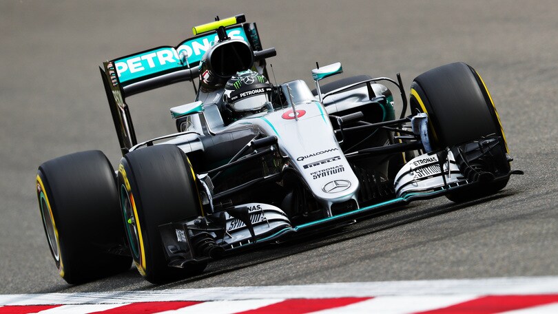 F1, Cina: a Rosberg prime libere, ok dei medici per Alonso