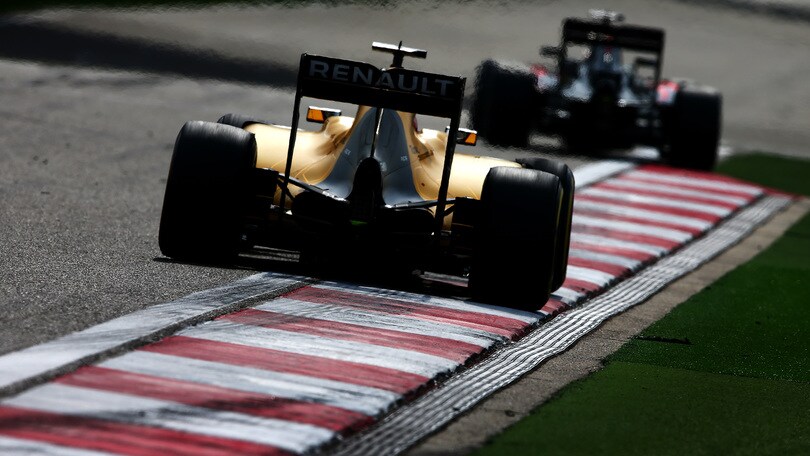 F1 Renault, Sirotkin in pista nelle libere a Sochi