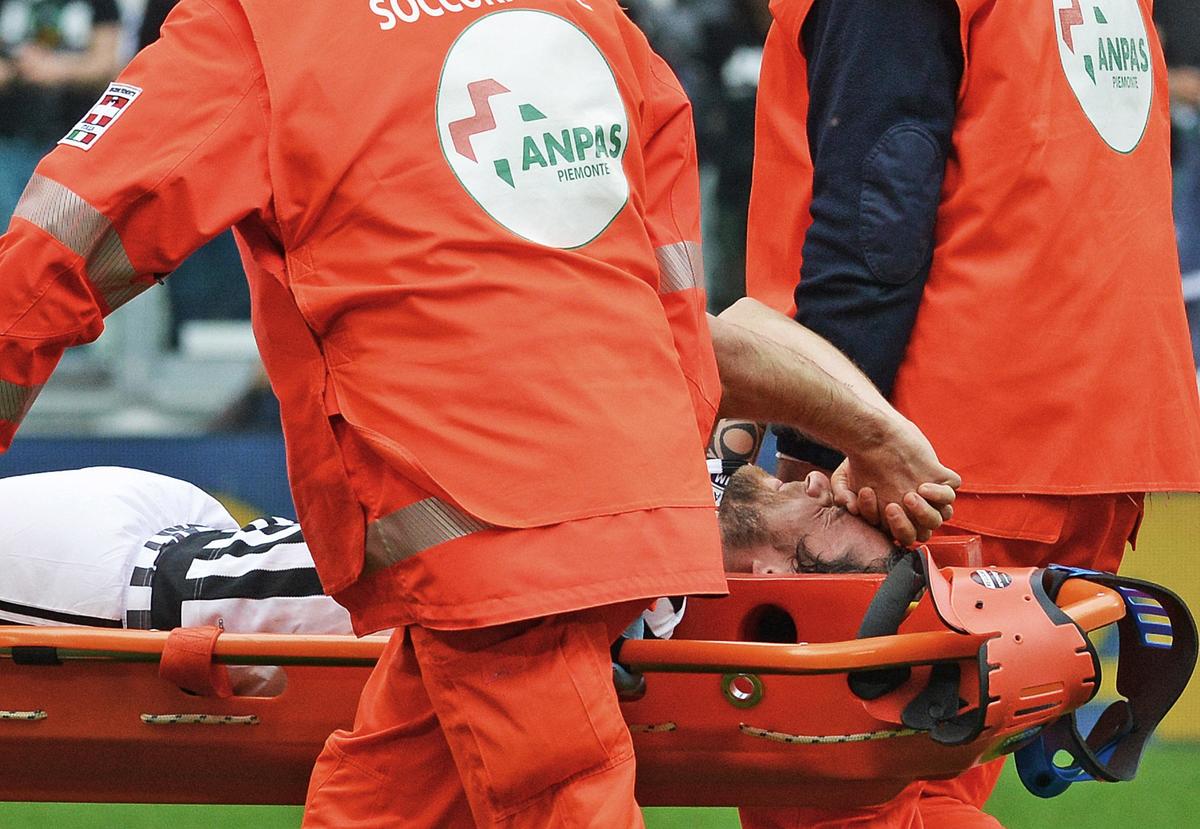 Juventus, Marchisio infortunato: in lacrime esce in barella