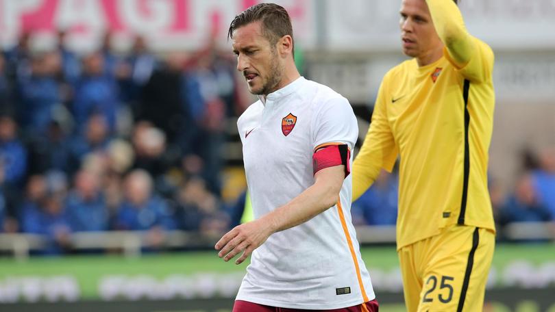 Spalletti: «Sono 10 anni che fate figure di m...». E con Totti scoppia il finimondo
