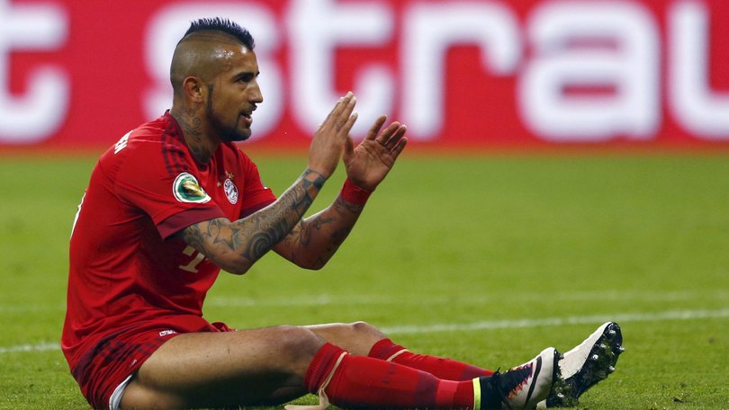 Bundesliga, al Bayern Monaco bufera sul simulatore Vidal: Guardiola e Mueller lo attaccano