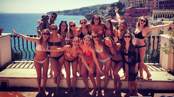 Napoli, Mertens bomber vero: «Chi è Dan Bilzerian?»
