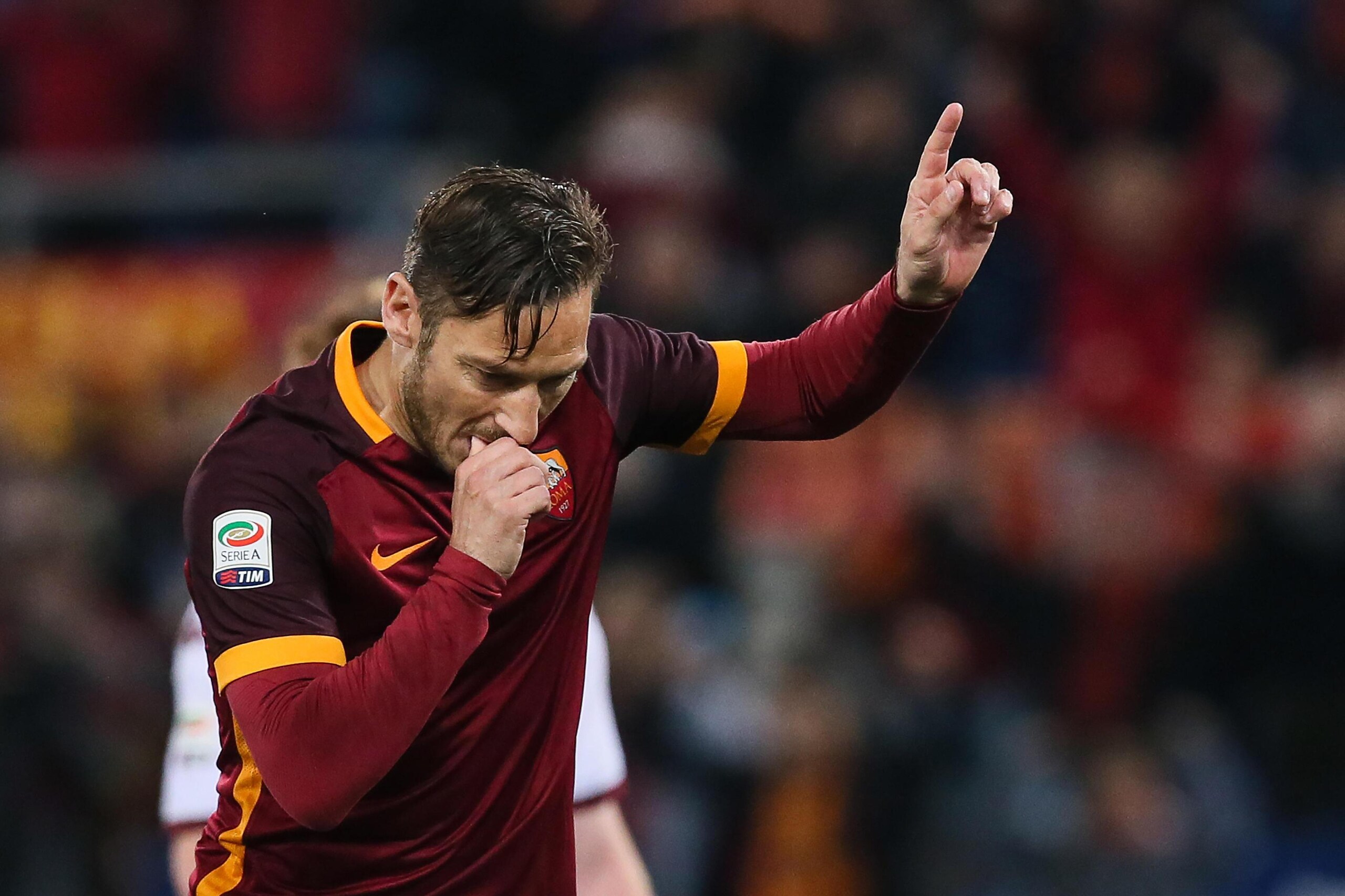 Calciomercato Roma, si apre uno spiraglio per il rinnovo di Totti