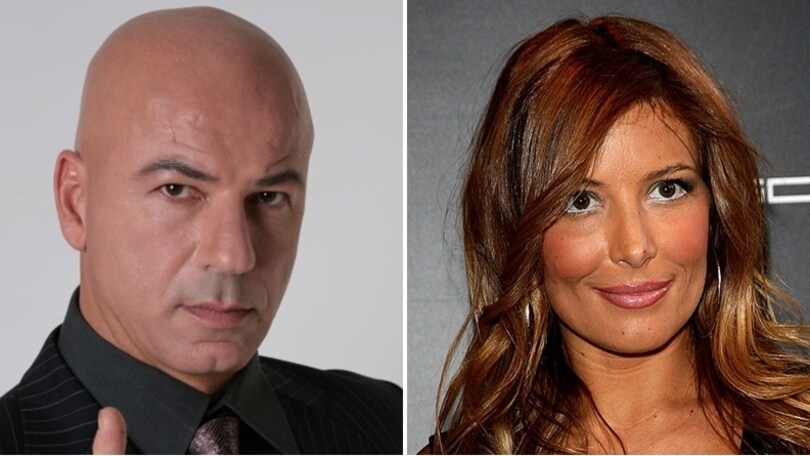 Gela, Cacioppo sta con Selvaggia Lucarelli: «Cittadini, ogni tanto girate la fotocamera»