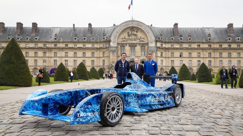 Lapo Elkann con Garage Italia a Parigi per la Formula speciale Earth Day