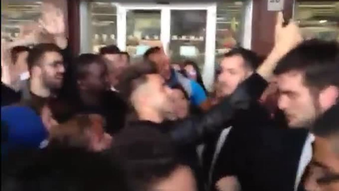 Roma, che festa alla stazione Termini per El Shaarawy