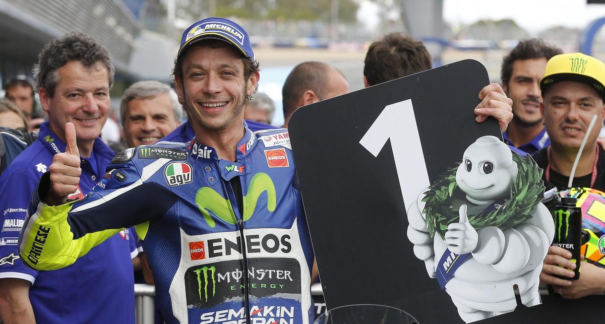 MotoGP, Rossi: «Bene la pole, ma domani sarà battaglia»