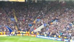 Leicester, i tifosi cantano dopo il 4-0 di Albrighton