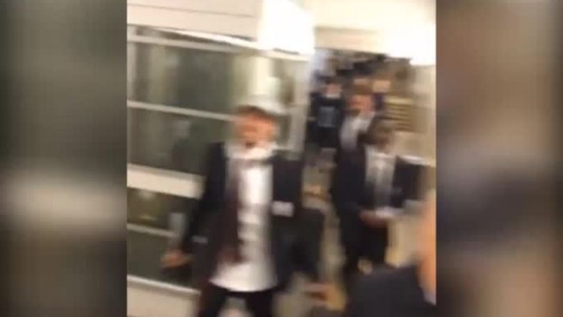 La Juve in coro: "E se ne va..la capolista se ne va..."