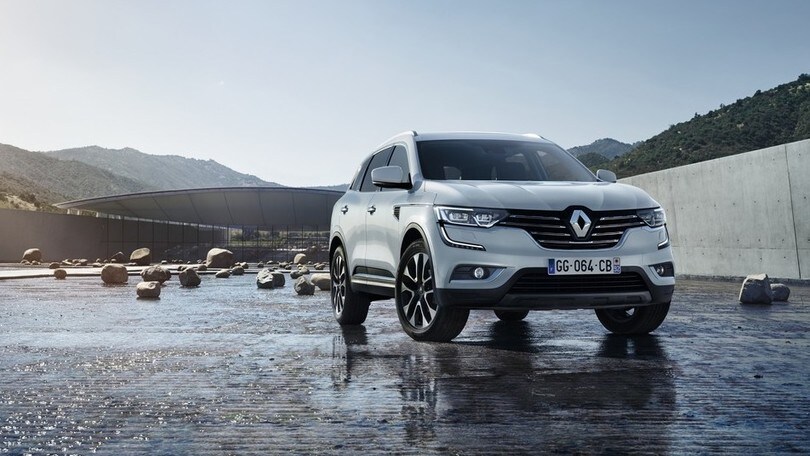 Nuova Renault Koleos, la Talisman diventa SUV