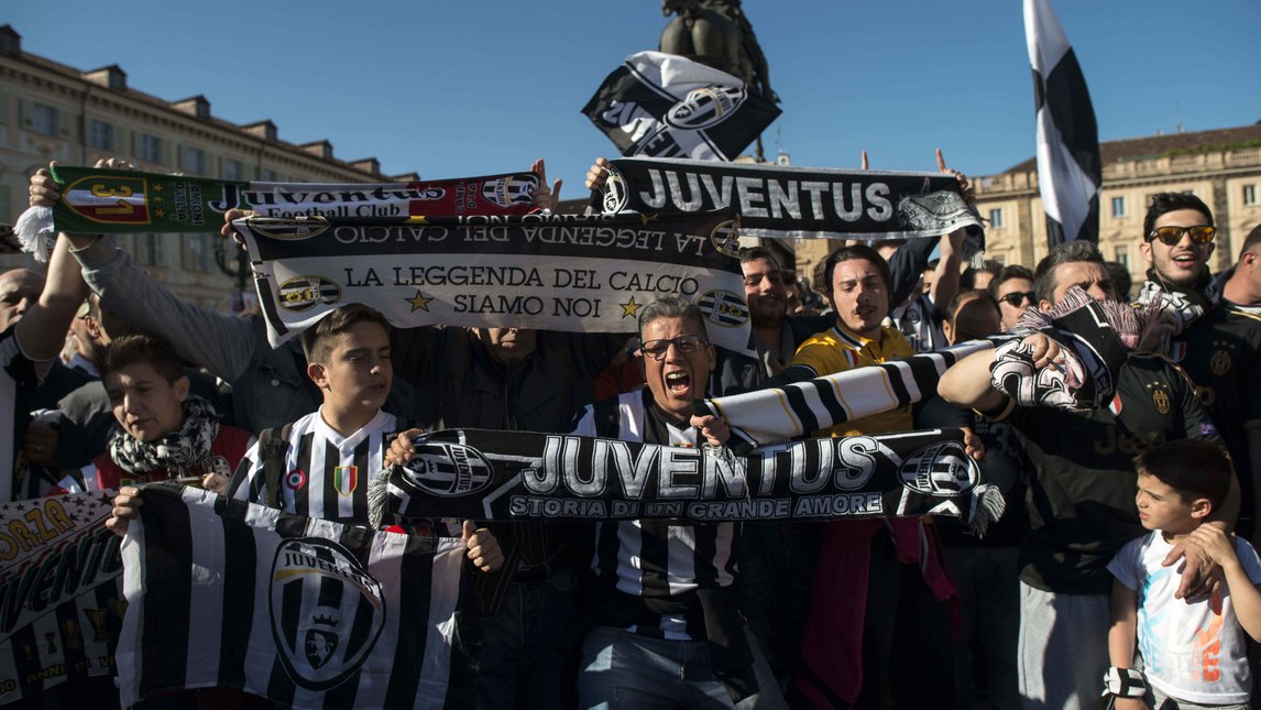 Juventus, è festa scudetto in piazza San Carlo a Torino