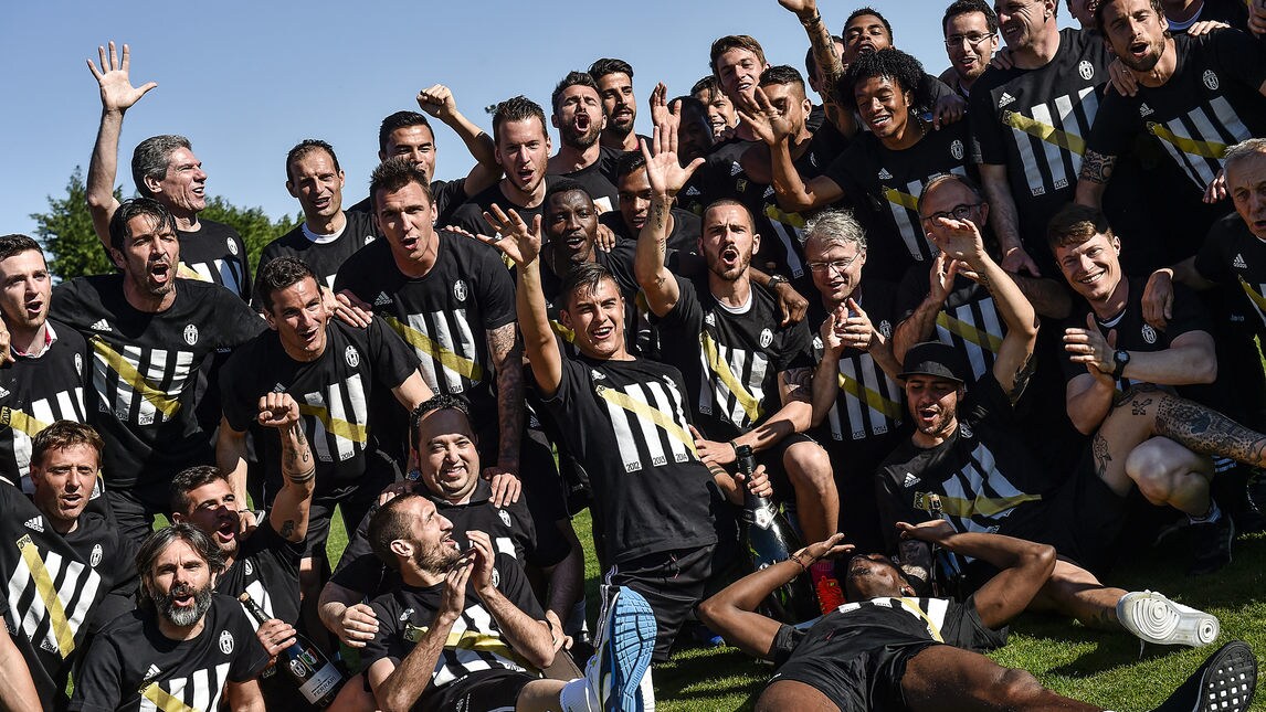 Juventus campione d'Italia: Vinovo, è qui la festa!