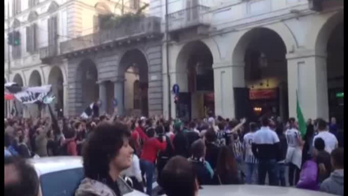 Torino in festa per la Juventus campione d'Italia