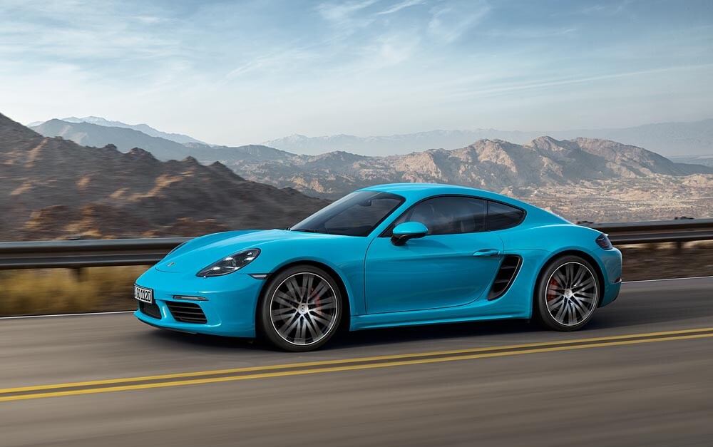 Nuova Porsche 718 Cayman, meno cilindri più cavalli