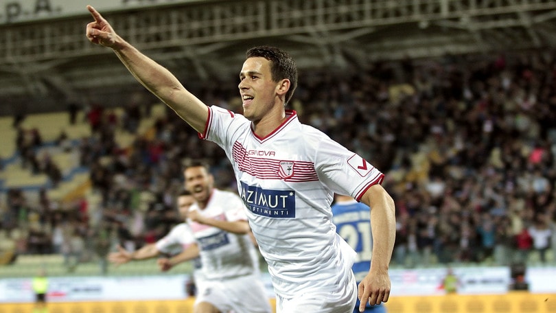 Calciomercato Carpi, asta dalla Serie A per Lasagna