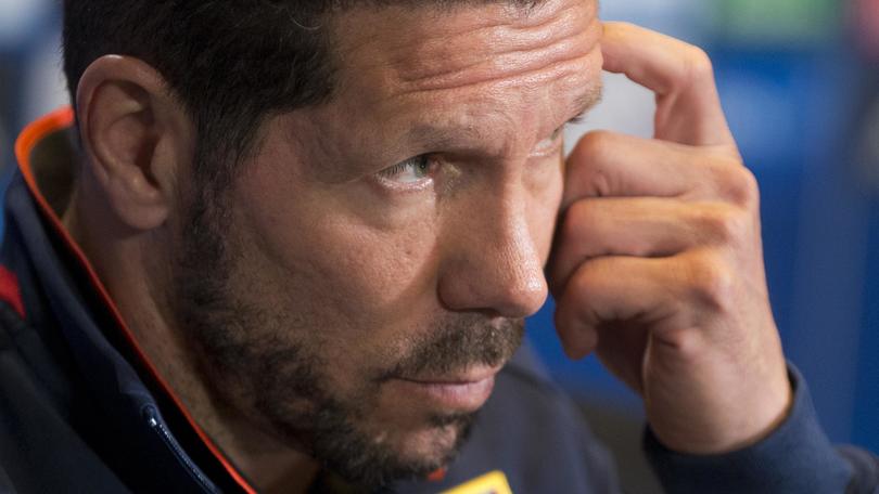 Liga, lancia il pallone in campo: per Simeone lunga squalifica