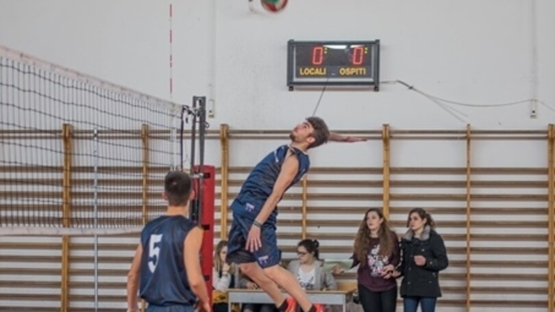 Volley: Volley Scuola, Il Federico Caffè rimonta e vola ai quarti
