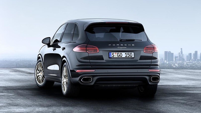 Porsche Cayenne Platinum Edition: foto e prezzi