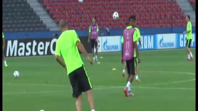 Florentino Perez stringe per Neymar