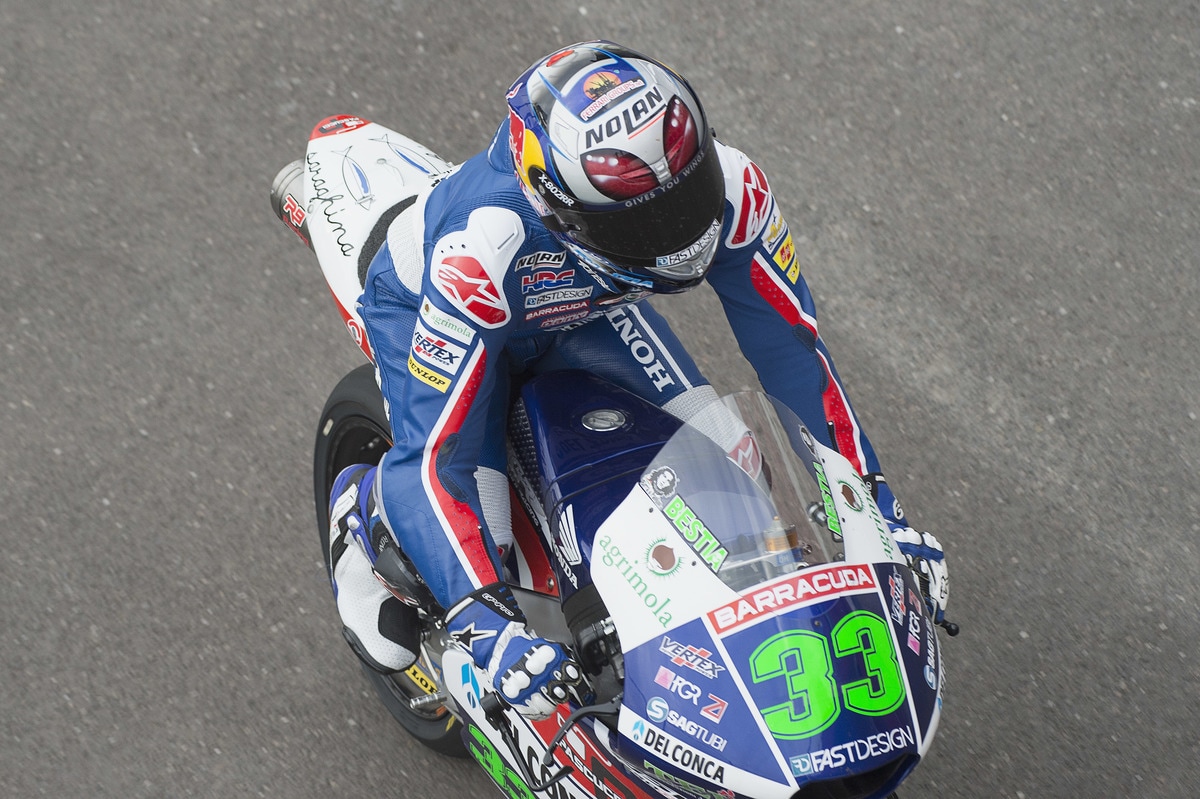 Moto3, Bastianini: infortunio al polso, Le Mans a rischio
