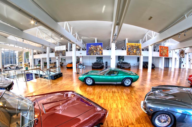 Lamborghini Miura: una mostra per i 50 anni