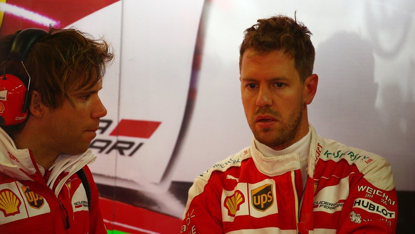 F1, Vettel: «Fermato da un problema elettronico»