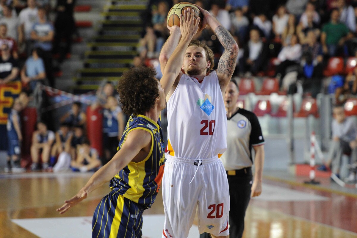 Basket A2, Roma all'esame Recanati