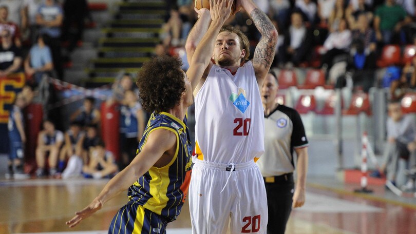 Basket A2, Roma all'esame Recanati