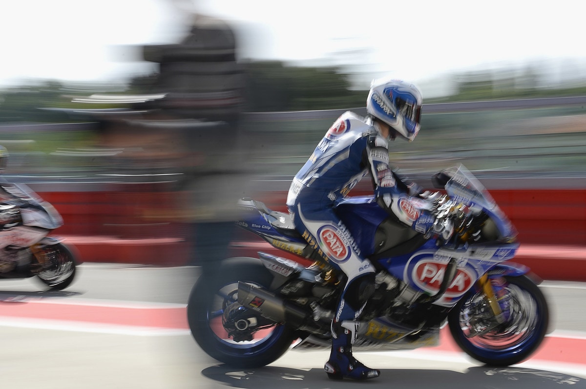 Sbk, Imola: trauma cranico e frattura caviglia per Guintoli